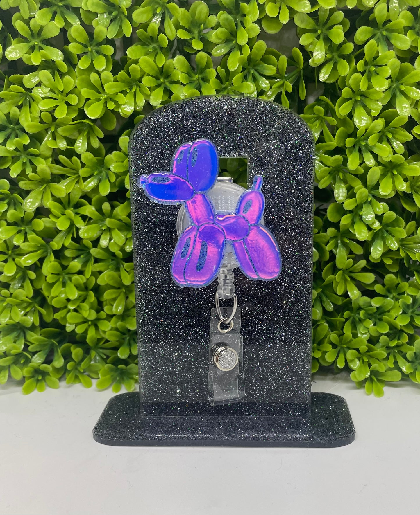 Balloon dog badge reel