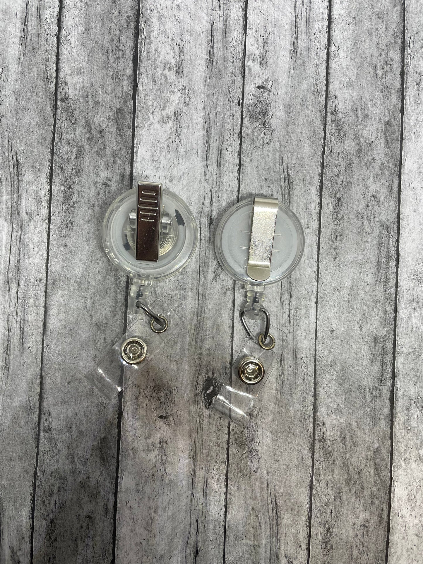 Scrub top badge reel